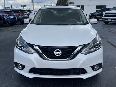 Used 2019 Nissan Sentra SR image 4