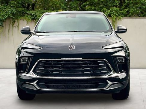 Certified 2024 Buick Encore GX Preferred FWD image 2