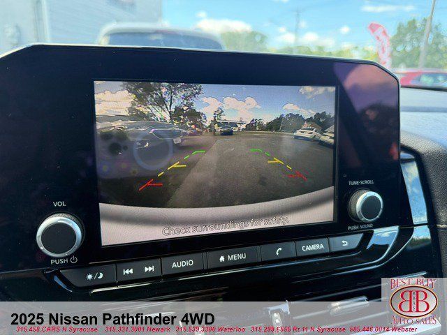 Used 2025 Nissan Pathfinder SV AWD/4WD image 20