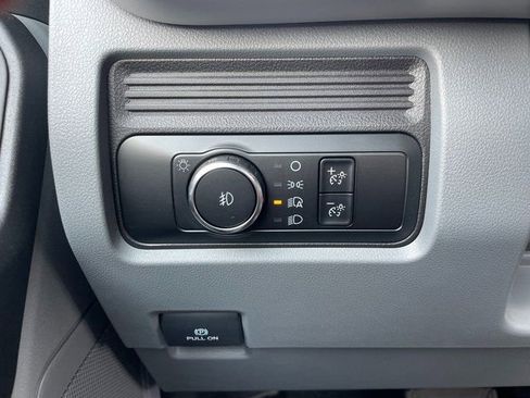 New 2024 Ford F550 4x4 Regular Cab Super Duty image 19