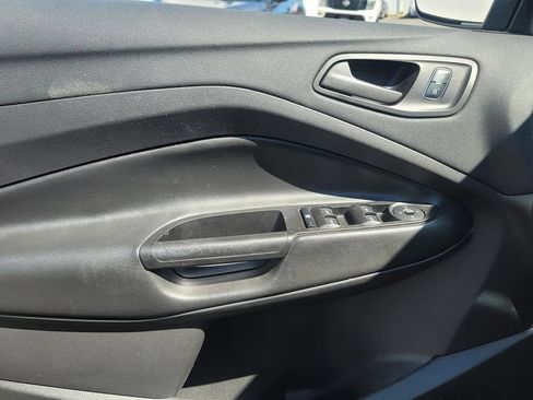 Used 2018 Ford Escape S FWD image 11