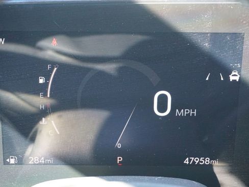 Used 2024 Buick Encore GX Sport Touring image 23