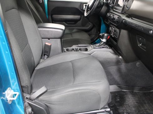 Used 2020 Jeep Wrangler Unlimited Sport S AWD/4WD image 24