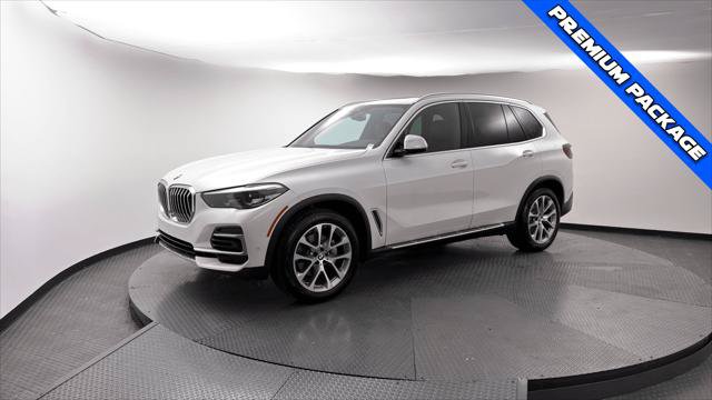 Used 2023 BMW X5 xDrive40i w/ Premium Package AWD/4WD image 2