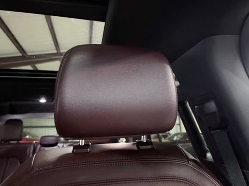 Used 2024 Ford Expedition Limited AWD/4WD image 19
