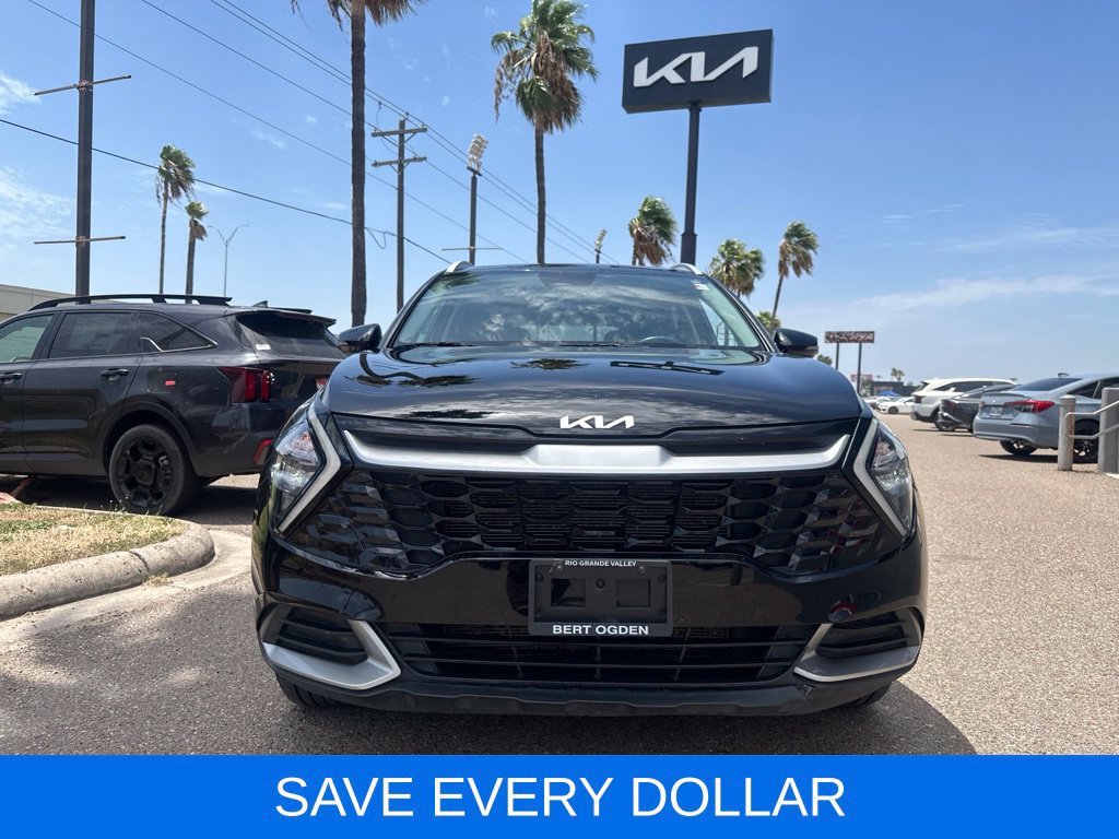 Used 2023 Kia Sportage EX AWD/4WD image 2