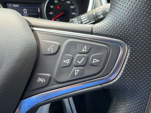 Used 2024 Chevrolet Equinox LS w/ LS Convenience Package FWD image 17