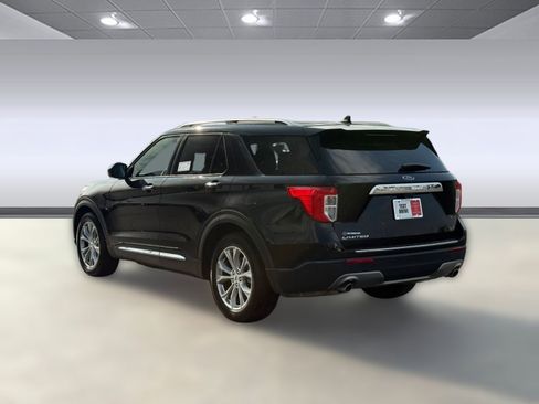 Used 2024 Ford Explorer Limited image 3