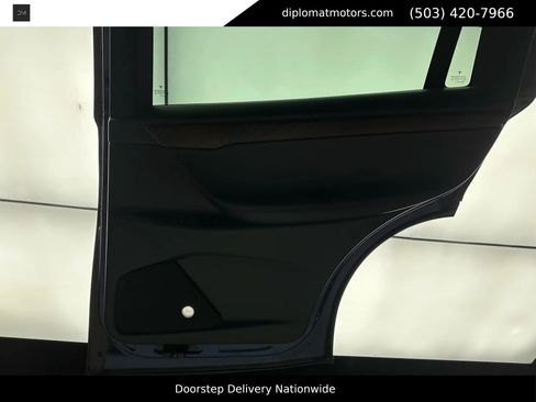 Used 2018 Tesla Model X 100D image 33