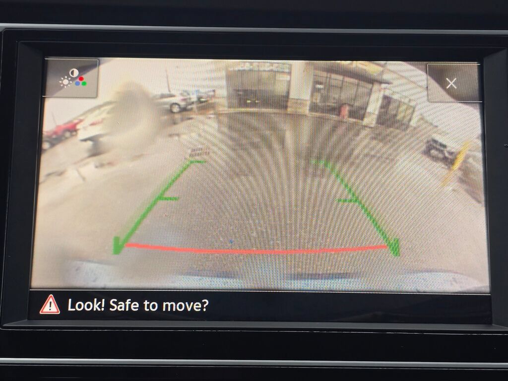 Used 2021 Volkswagen Jetta SE w/ SE Cold Weather Package FWD image 31