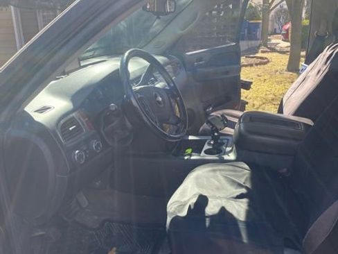 Used 2009 Chevrolet Avalanche LT image 9