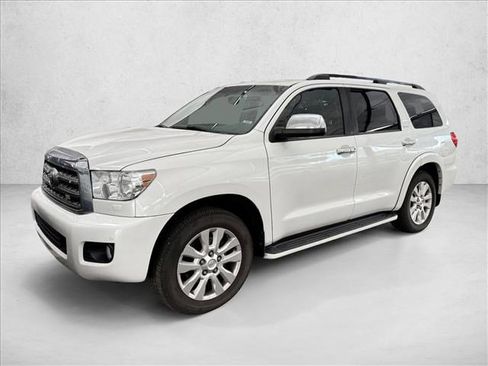 Used 2016 Toyota Sequoia Platinum image 1