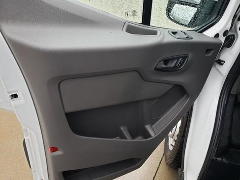 Used 2025 Ford Transit 250 148 Medium Roof Extended AWD image 14