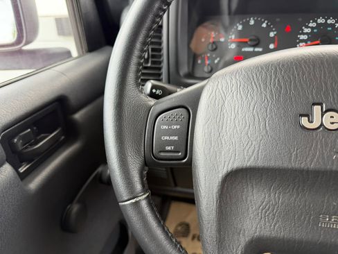 Used 2006 Jeep Wrangler Rubicon AWD/4WD image 25