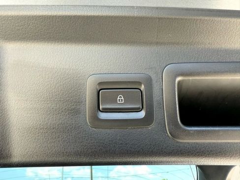 Used 2022 MAZDA CX-30 AWD 2.5 S w/ Preferred Package image 38