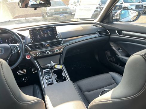 Certified 2022 Honda Accord Sport image 39