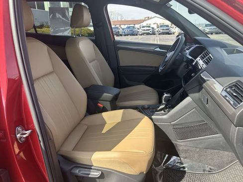 Certified 2023 Volkswagen Tiguan SE AWD/4WD image 25