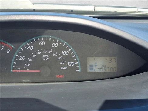 Used 2010 Toyota Yaris Sedan FWD image 11