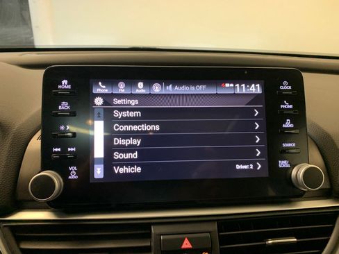 Used 2018 Honda Accord EX-L image 25