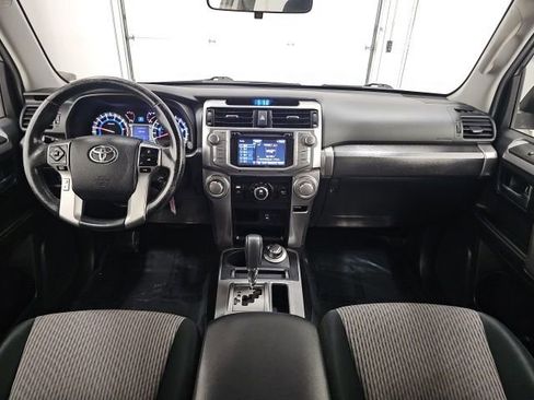 Used 2014 Toyota 4Runner SR5 image 29