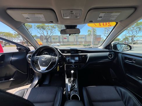 Used 2017 Toyota Corolla SE w/ Carpet Mat Package (TMS) FWD image 15