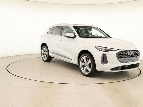 New 2025 Audi Q5 Premium Plus image 10