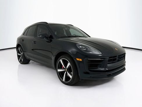 Certified 2023 Porsche Macan S AWD/4WD image 9