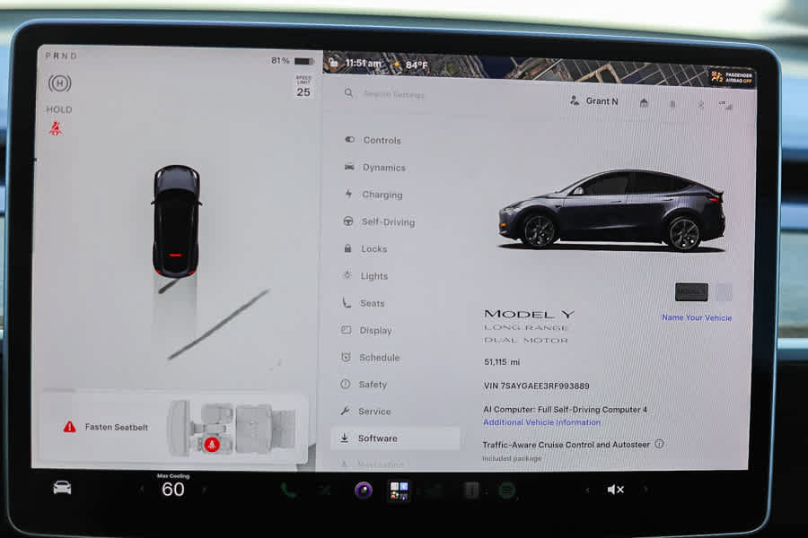 Used 2024 Tesla Model Y Long Range AWD/4WD image 23