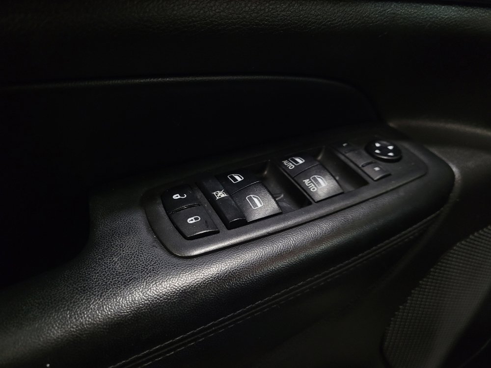 Used 2019 Jeep Grand Cherokee Limited AWD/4WD image 27