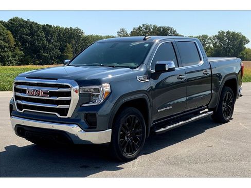 Used 2023 Chevrolet Silverado 1500 High Country w/ High Country Premium Package image 2