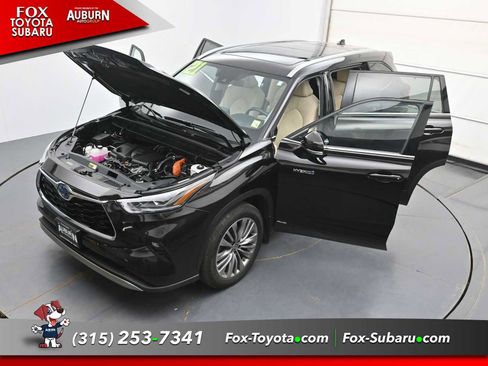 Used 2021 Toyota Highlander Platinum AWD/4WD image 41