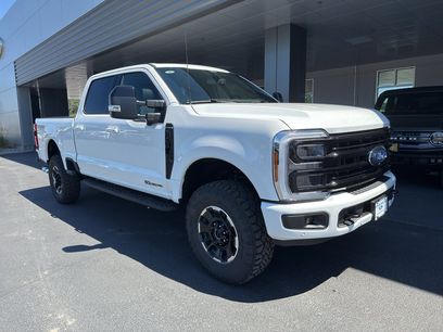 New 2026 Ford F350 Platinum w/ Tremor Off-Road Package