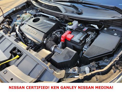 Certified 2025 Nissan Rogue SV image 24
