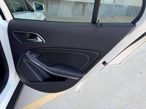 Used 2018 Mercedes-Benz GLA 250 image 25