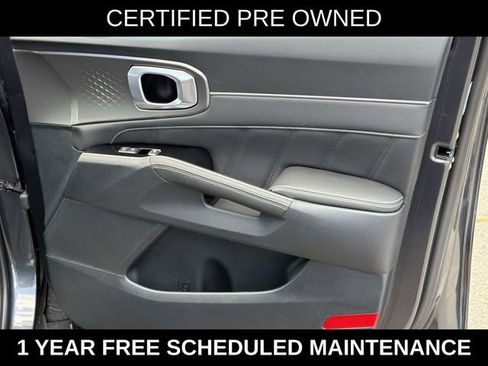 Used 2023 Kia Sorento SX FWD image 8