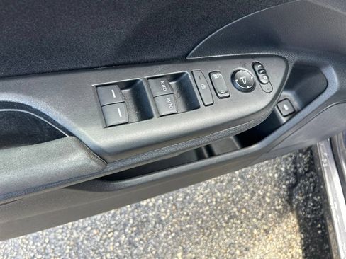 Used 2021 Honda Insight EX image 32