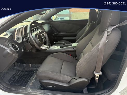 Used 2010 Chevrolet Camaro LT image 8