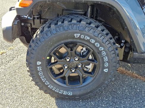 New 2026 Jeep Gladiator Sport AWD/4WD image 19
