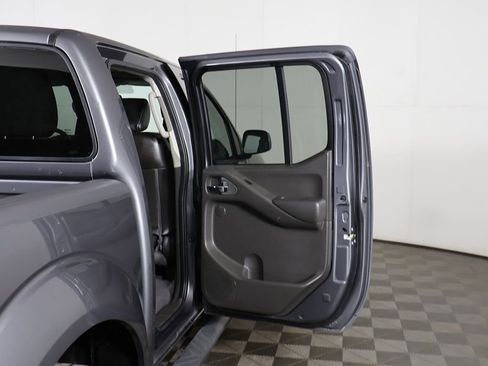 Used 2021 Nissan Frontier PRO-4X w/ Pro-4x Utility Package AWD/4WD image 21