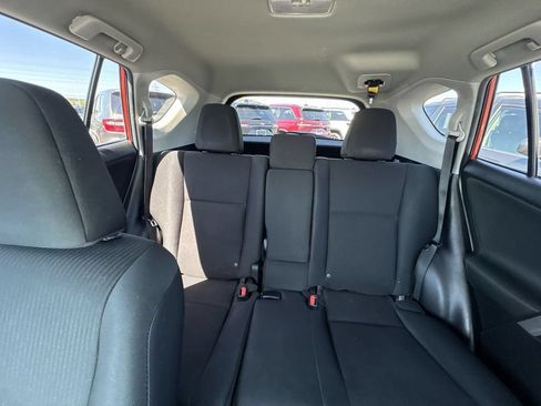 Used 2016 Toyota RAV4 LE AWD/4WD image 13