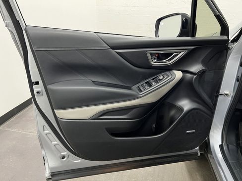 Used 2023 Subaru Forester Limited image 26