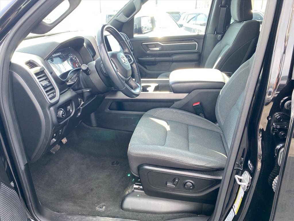 Used 2022 RAM 1500 Big Horn AWD/4WD image 9
