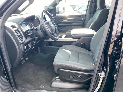 Used 2022 RAM 1500 Big Horn AWD/4WD image 9