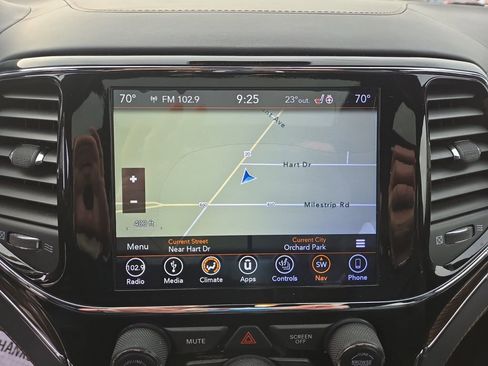 Used 2019 Jeep Grand Cherokee Summit image 22