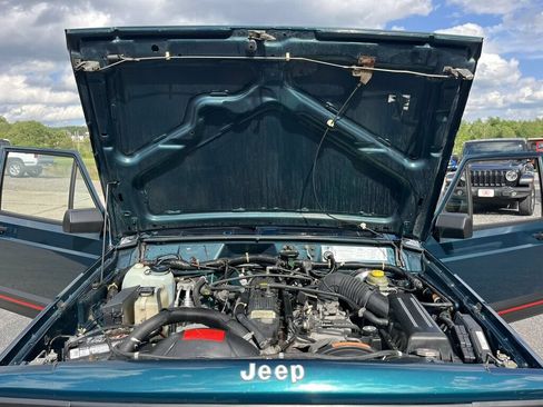 Used 1995 Jeep Cherokee Sport AWD/4WD image 30
