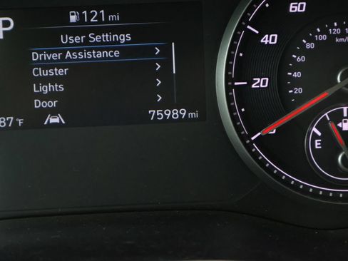 Used 2023 Hyundai Santa Fe SE FWD image 26