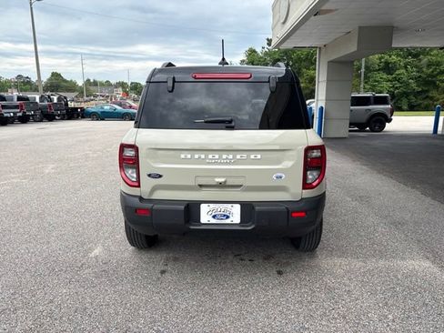 Used 2025 Ford Bronco Sport Outer Banks w/ Outer Banks Tech Package+ AWD/4WD image 6