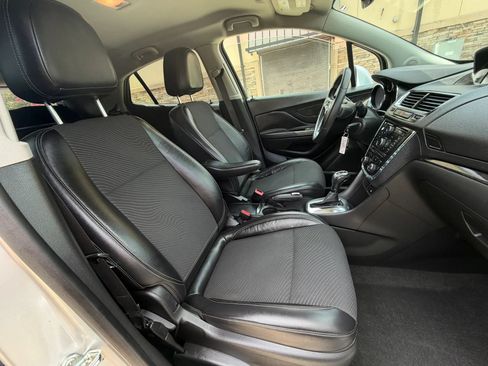 Used 2014 Buick Encore FWD image 32