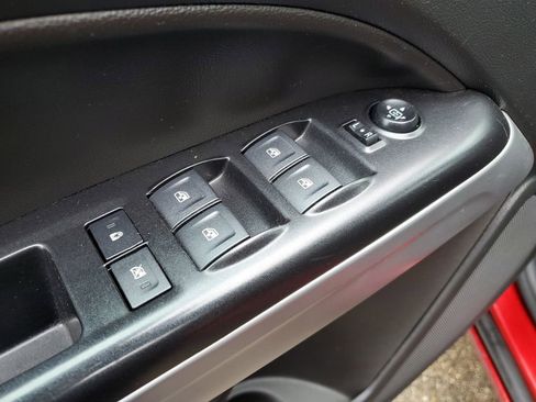 Used 2022 Chevrolet Colorado LT w/ Luxury Package image 23