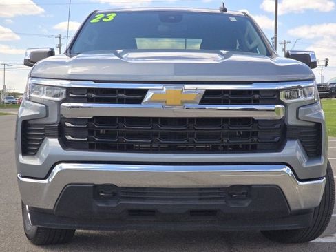 Used 2023 Chevrolet Silverado 1500 LT AWD/4WD image 17
